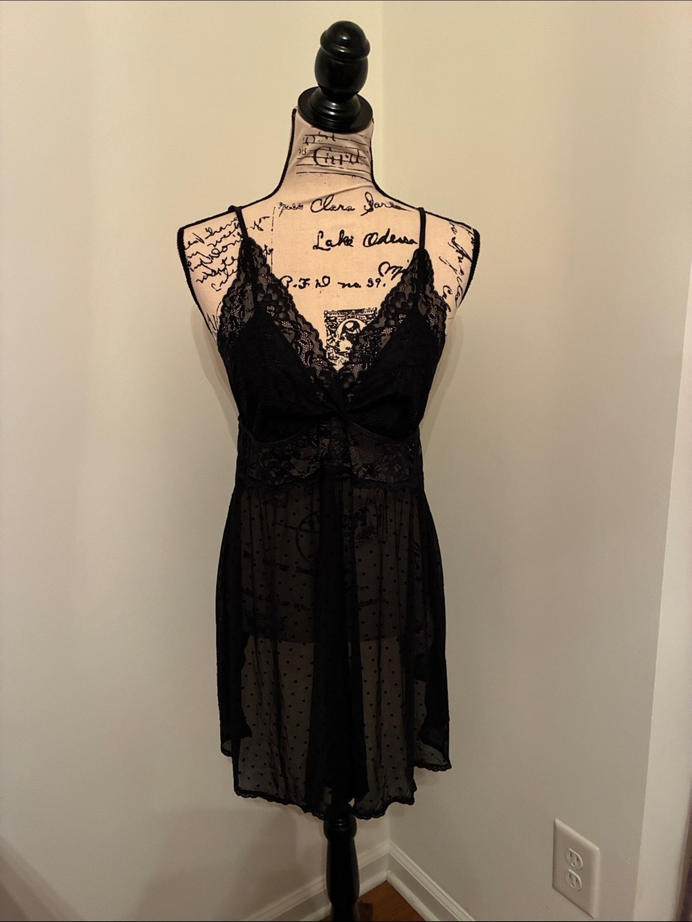 Hunkemoller Sheer Lace Chemise Spaghetti Straps & Panties Set (Black)